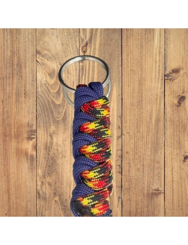 sleutelhanger in red bull kleuren cobra1