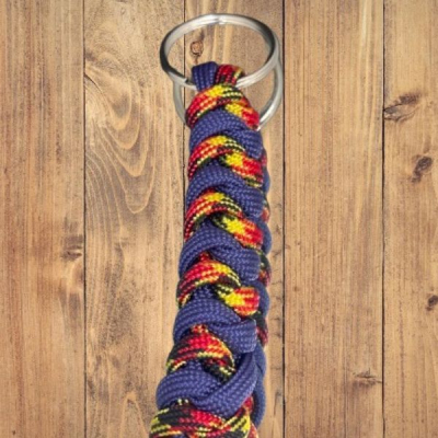 sleutelhanger in red bull kleuren cobra2