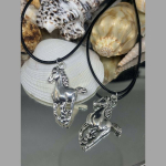 leren koordje met paard