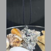 leren koordje met paard